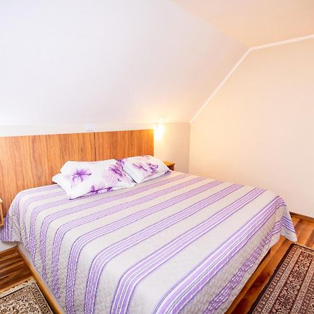 Suites E Chales Com Hidro Lareira E Ar Condicionado Villa Hegus Кампус-ду-Жордан Екстер'єр фото