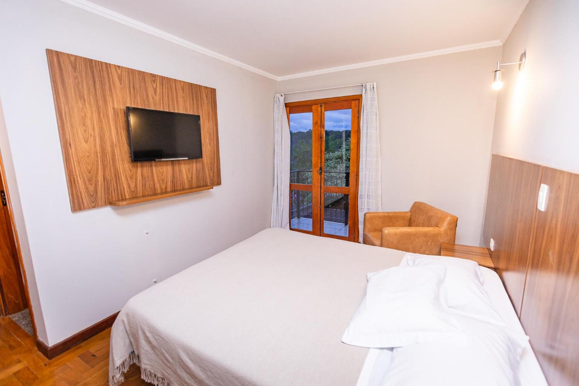 Suites E Chales Com Hidro Lareira E Ar Condicionado Villa Hegus Кампус-ду-Жордан Екстер'єр фото